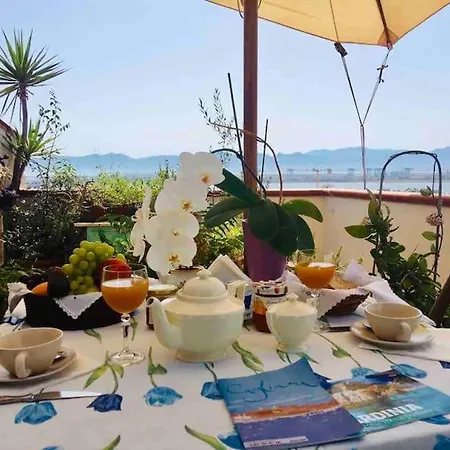 Gæstehus Appartamenti Con Wifi Gratuito E Belle Viste Dalla Terrazza *
